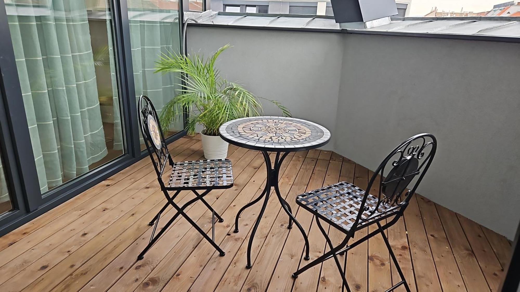 Corner Rooftop 24 Apartment Wien